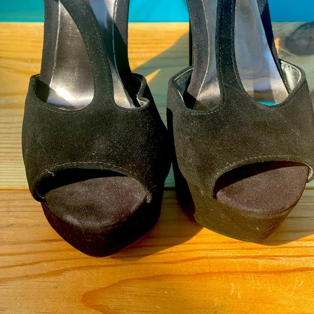 Platforms black size 6 by Carlos
